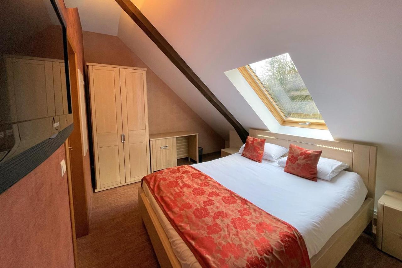 Hotel Des Comtes Durbuy Ruang foto