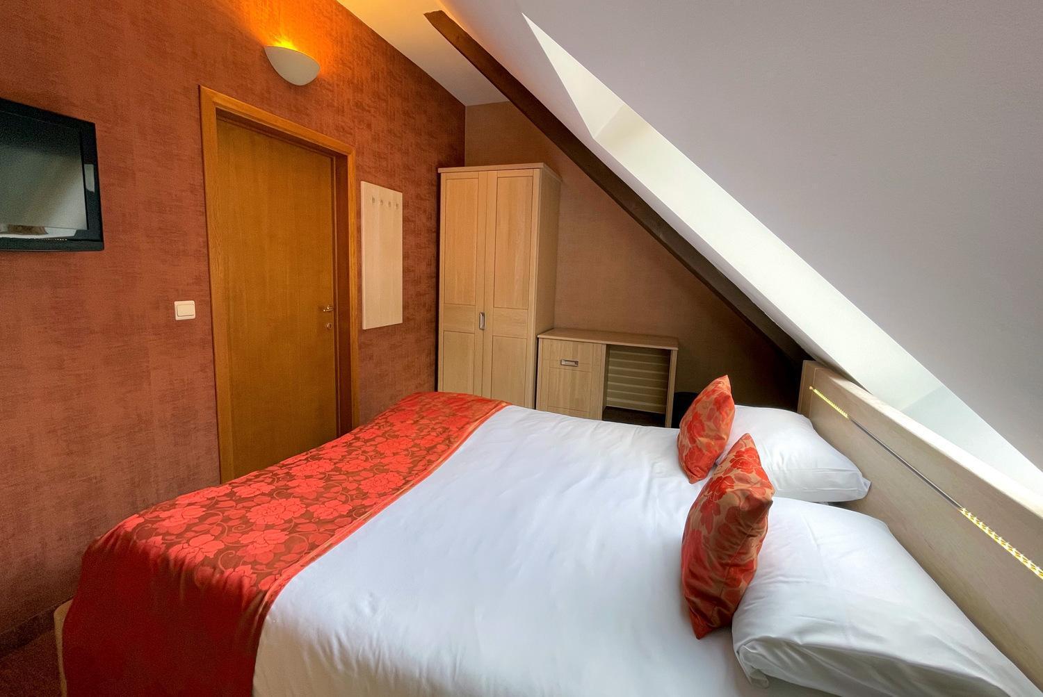 Hotel Des Comtes Durbuy Ruang foto
