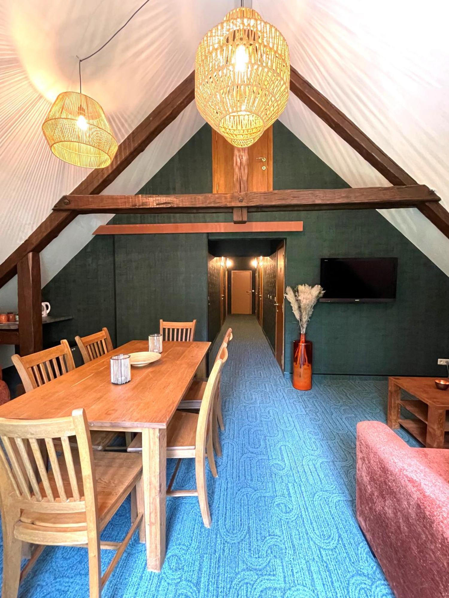Hotel Des Comtes Durbuy Ruang foto