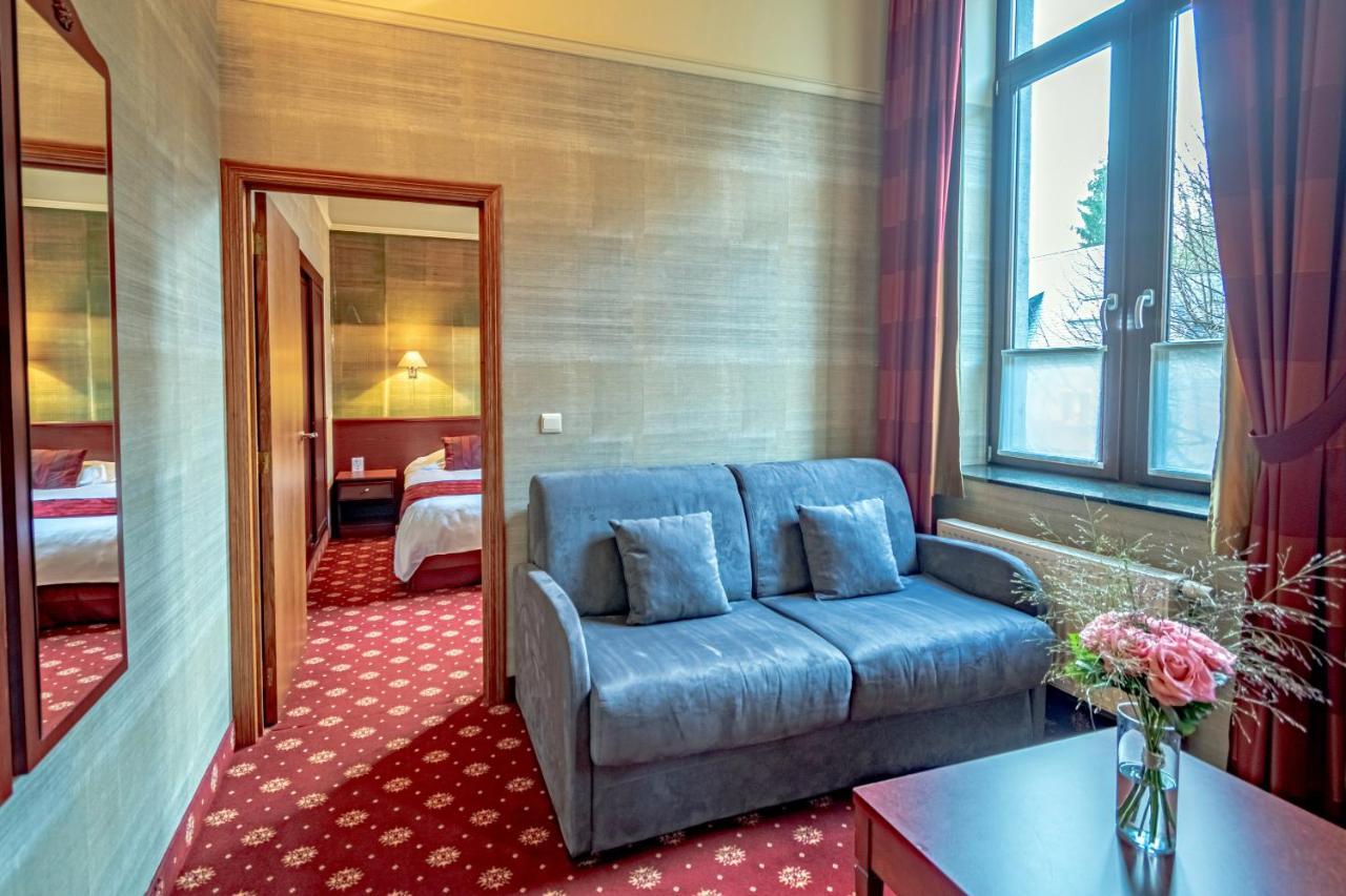 Hotel Des Comtes Durbuy Bagian luar foto